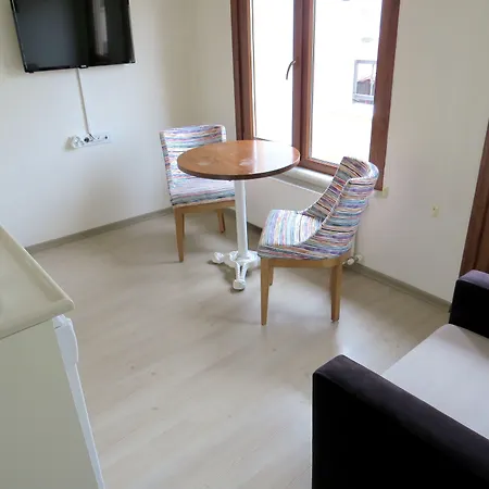 Istanberry - Sunshine Hotel